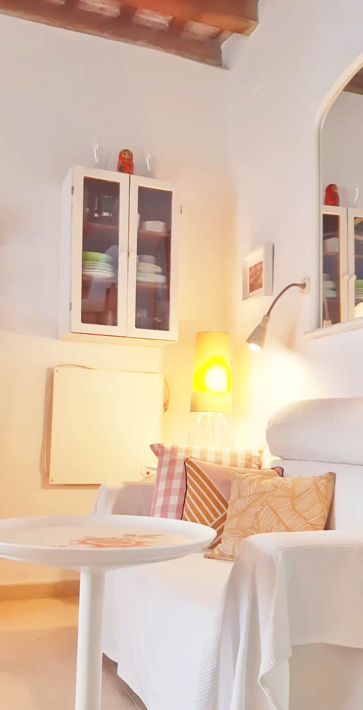 Casabelén Céntrico Con  Bonito Patio Catalogado - Benalup-Casas Viejas