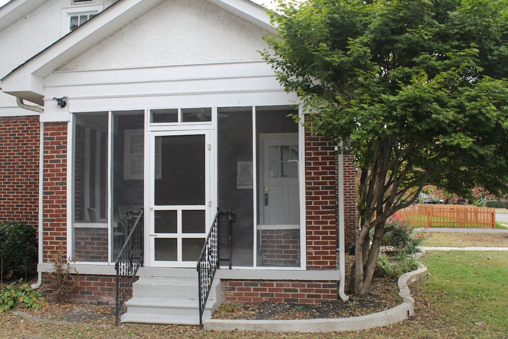 Screen Porch
