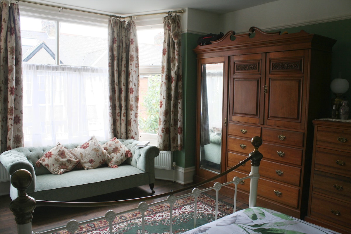 მწვანე ოთახი