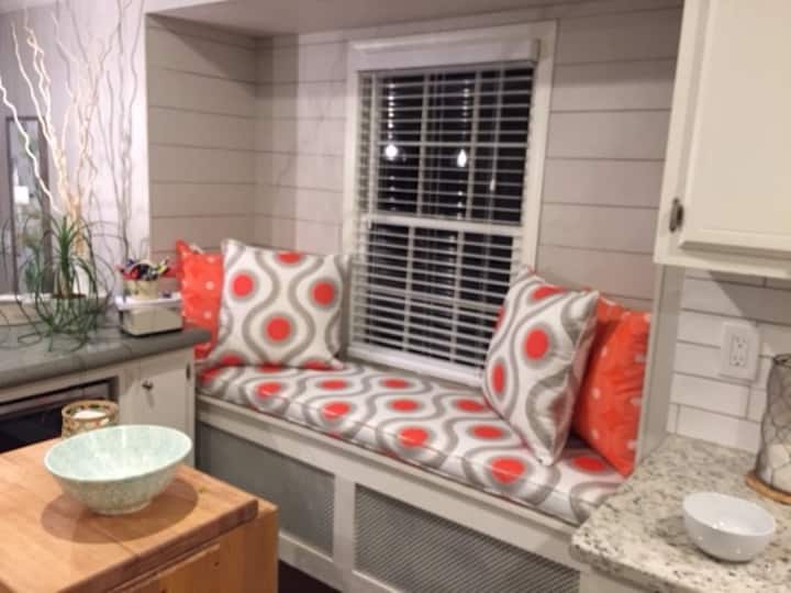 Make Yourself At Home - Alpharetta, GA