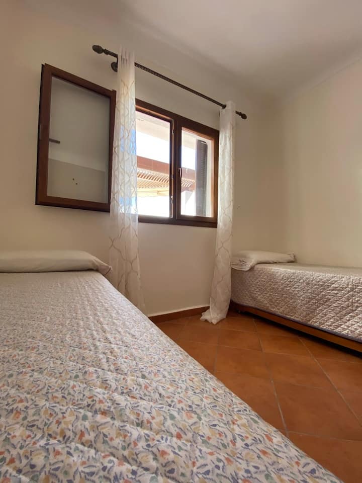 غرفة النوم 1