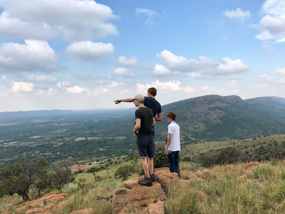 Overnight guests have free access to a self-guided hike in the Magaliesberg Biosphere.