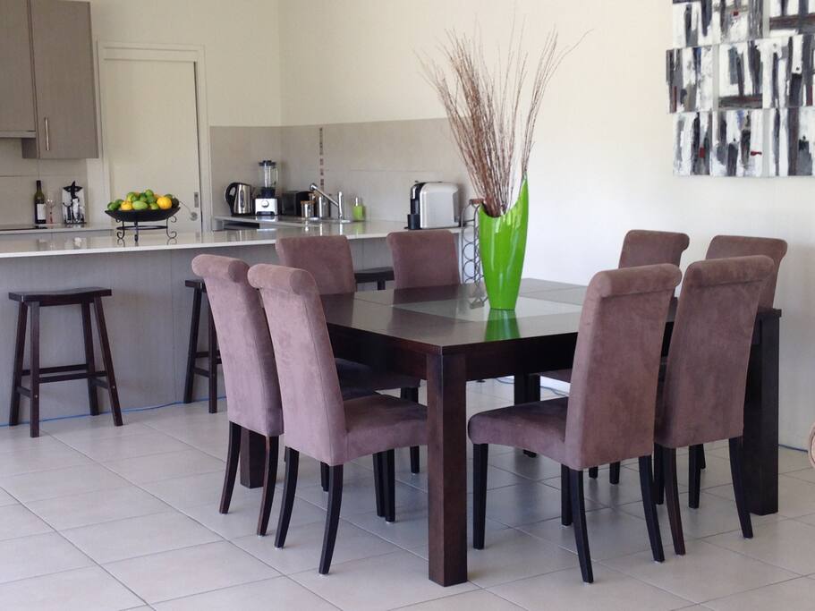 Kitchen/Dining area