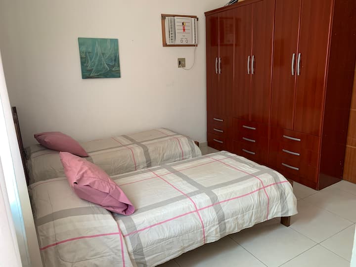 غرفة النوم 2