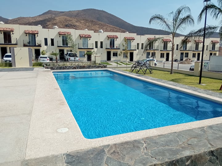 Comfortable and quiet house in Fracc. Alta California. Houses for