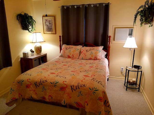 Corner Apartment, Private, Quiet, Central Location