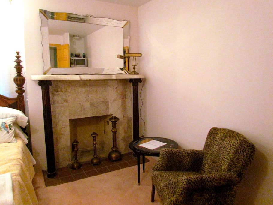 Fireplace, sitting area