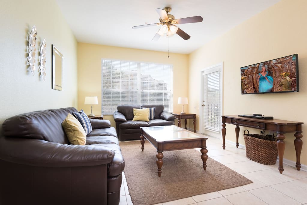 Open plan spacious living area with SMART LCD Cable TV