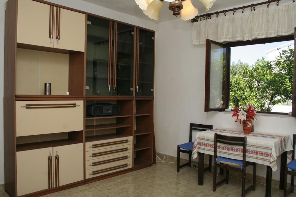 Dining room, Surface: 13 m²