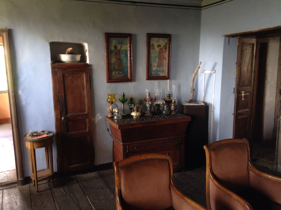 L'entrée et le salon