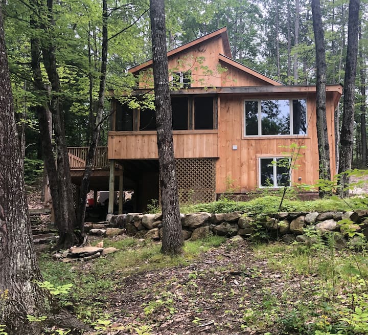 Comfortable cabin near skiing and near pond Cabins for Rent in Bethel