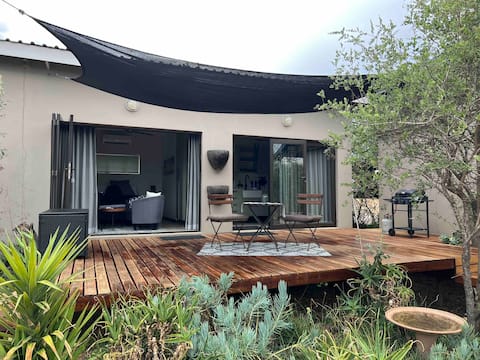 The Farm Cottage at Sunshine Farms, near Mokolodi