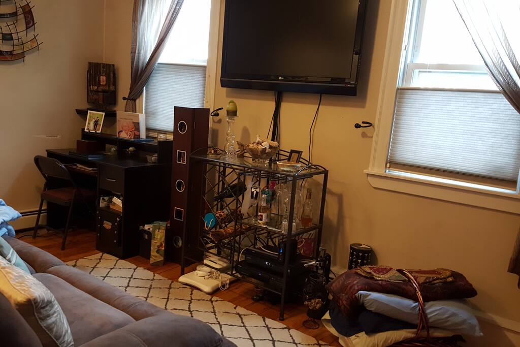 HD Flat Screen TV with full cable and all movie channels