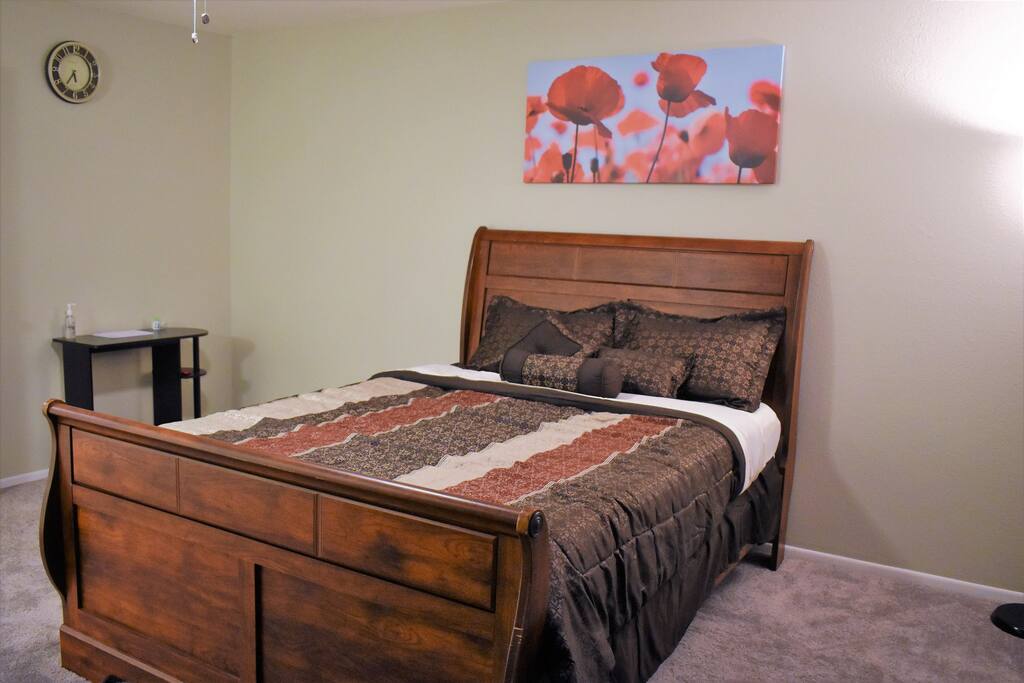 Queen sized master bed