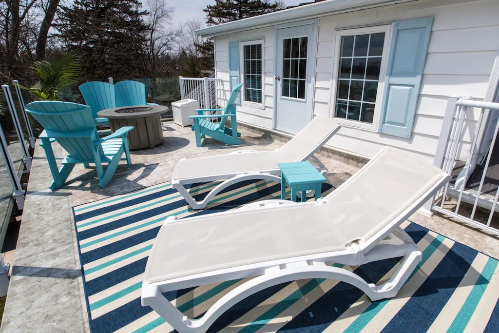 Fire table and lots of new patio furniture on the 2nd floor deck.