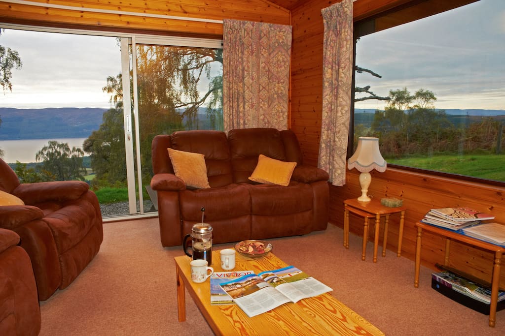 Lodge 5 Living Room