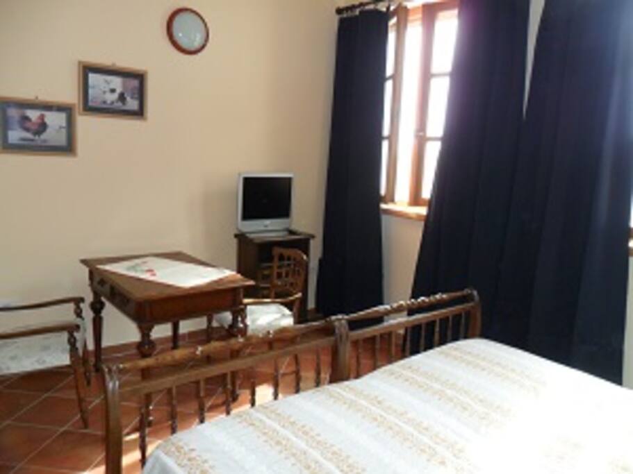 INTERNO STANZA ROSSA
