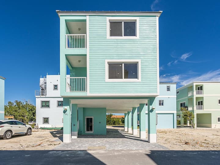 Beautiful NEW Home in Key Largo Resort Houses for Rent in Key Largo