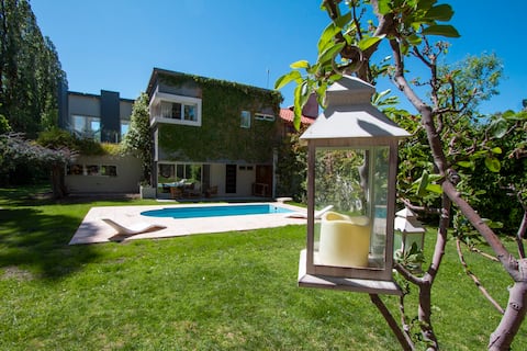Unforgettable house on the wine route in Chacras