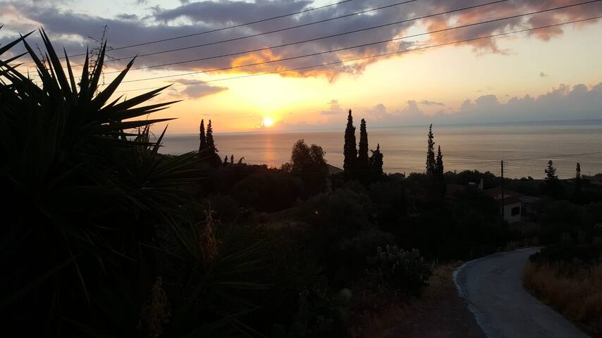 Guest house with sea views in Monemvasia