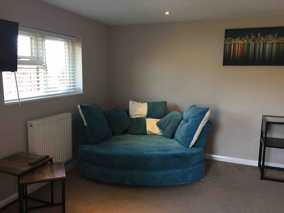 Successful Airbnb property: Modern Annex set in a quiet location. in Milton Keynes