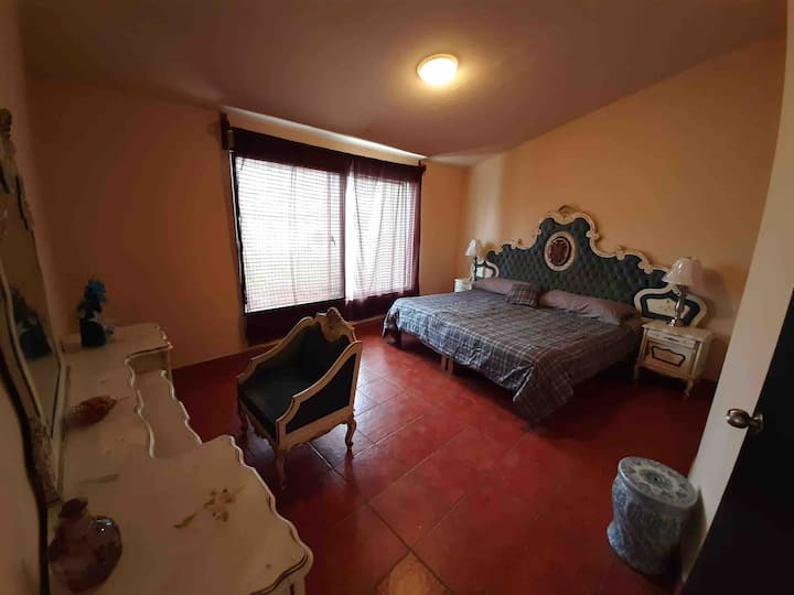 ห้องนอนขนาดคิงไซส์