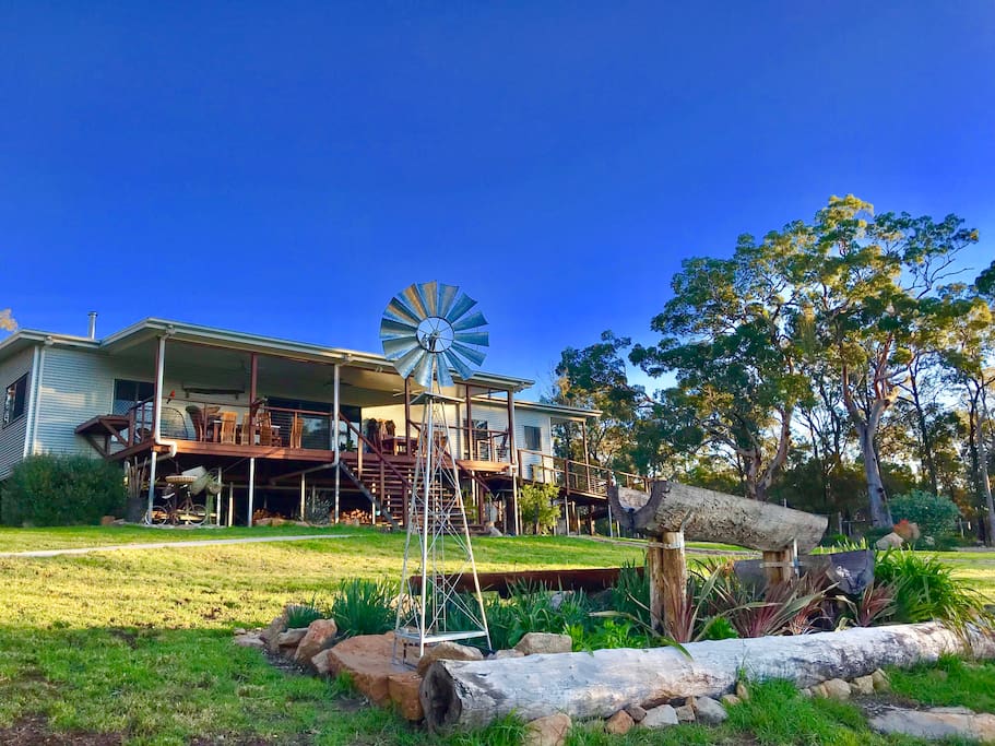 Large group & family farmstay 2 hrs from Brisbane Farm stays for Rent