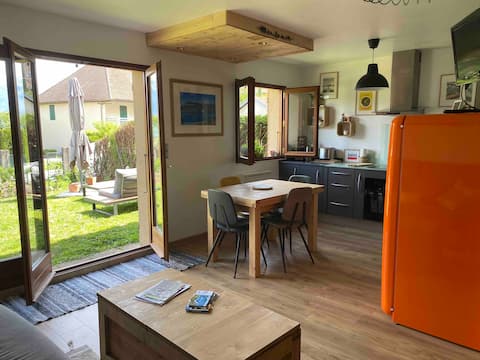 Top Airbnb: Quiet apartment with mountain views. in Sevrier