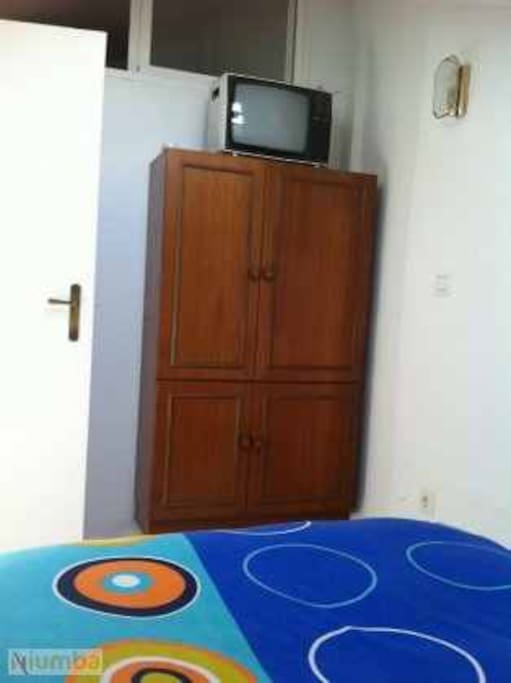Habitacion con cama de 1,35
