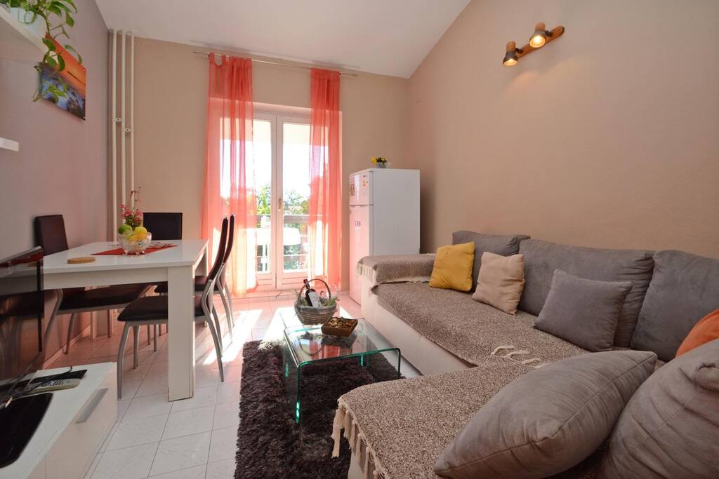 Living room, Surface: 6 m²