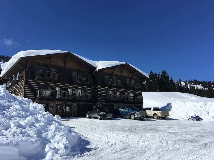 Whispering Ridge Chalet Powder King Chalets for Rent in Powderking