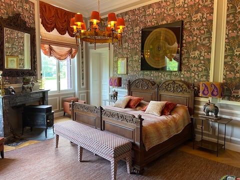 Beautiful room in an historical castle near Ghent