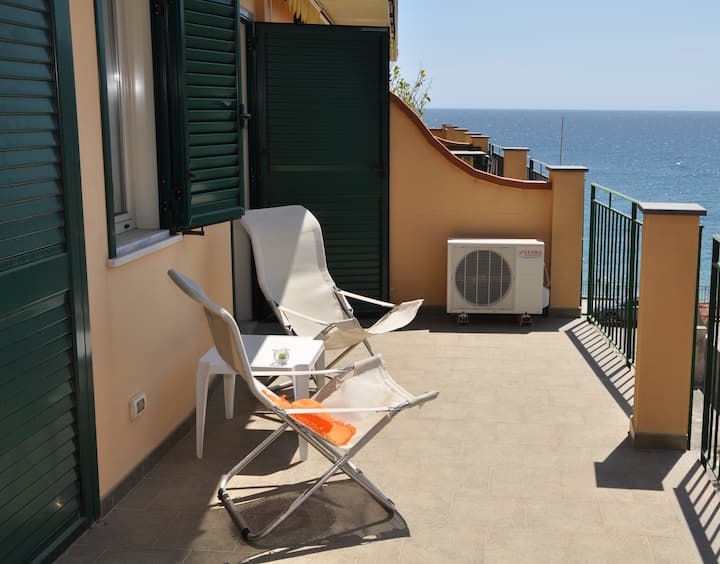 Santa Teresa di Riva Alloggi e case vacanze Sicilia, Italia Airbnb