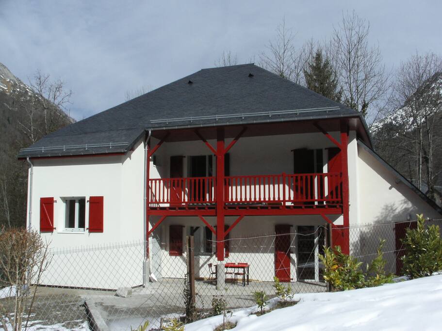 Vue Extérieur Chalet aprés travaux