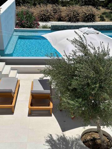 Alio (2suites) with one private swimming pool gallery image 2