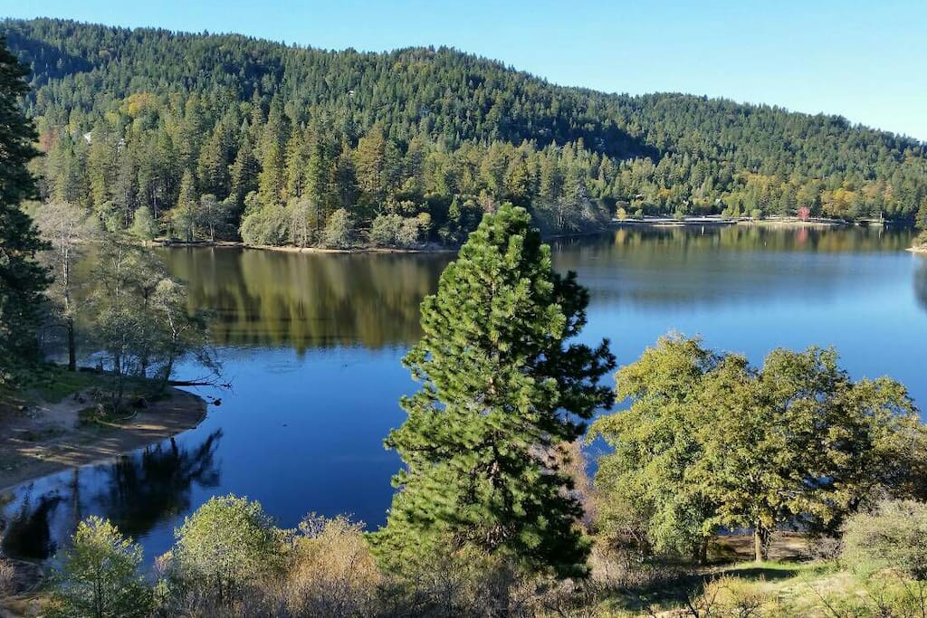 Lake Gregory, 0.5 mile scenic walk to the lake