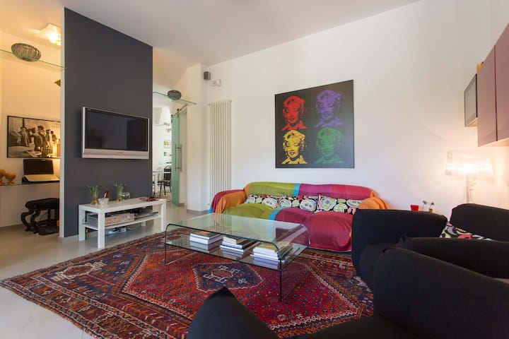 Villa Claudia • Garden & Jacuzzi • 2 Min To Beach - Palermo
