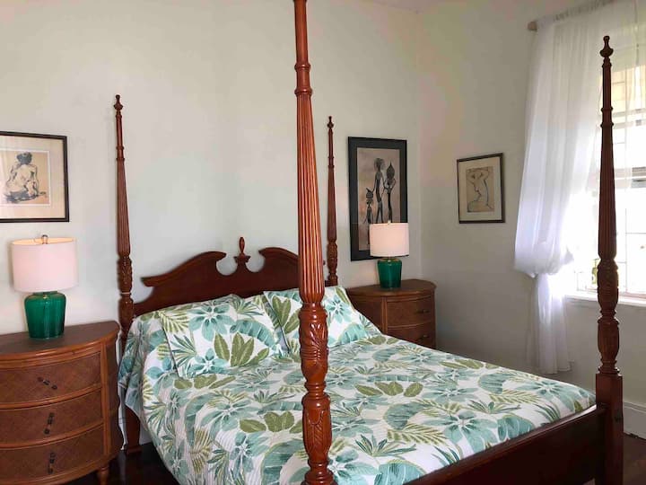 ห้องนอนใหญ่ 