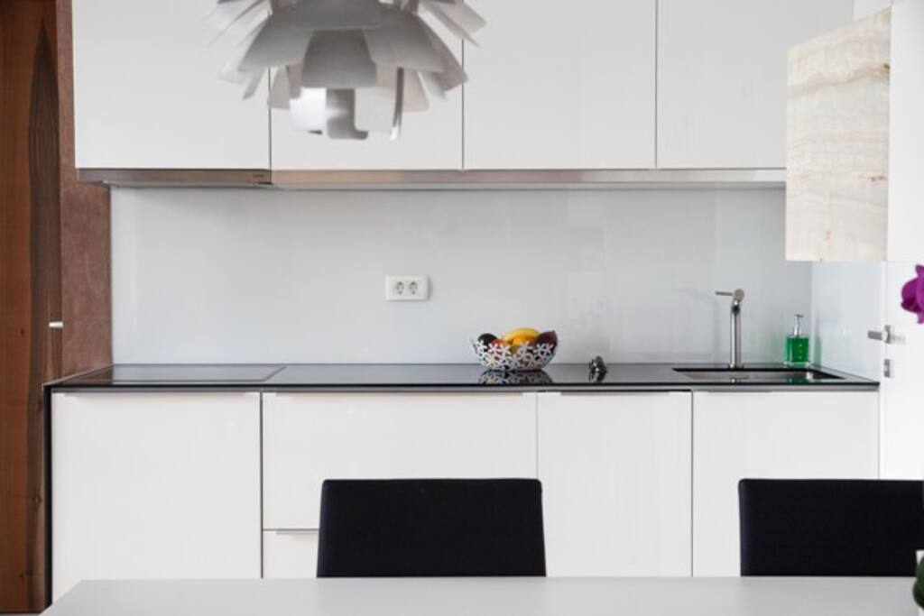Kitchen-all hidden