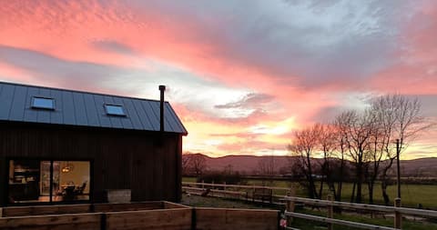 Lakeside Family Retreat