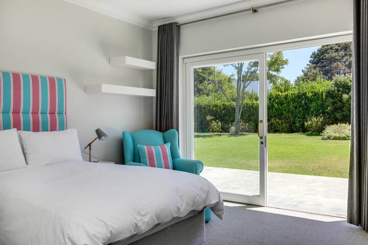 Cherry Lane, by Cape Valley Stays gallery image 3