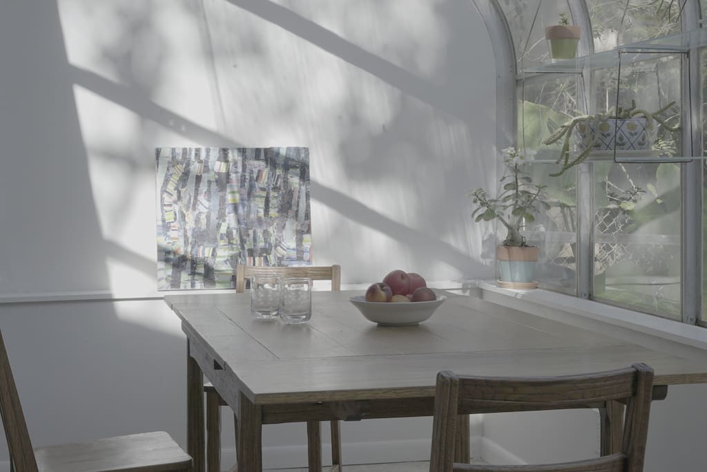Dining area/work desk