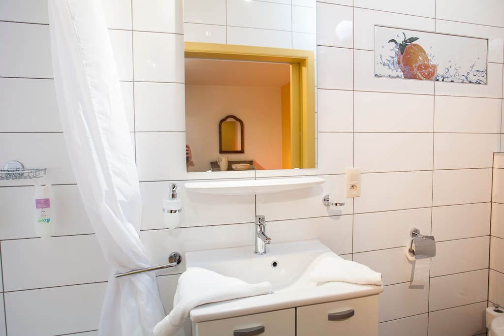 Douche, lavabo, wc