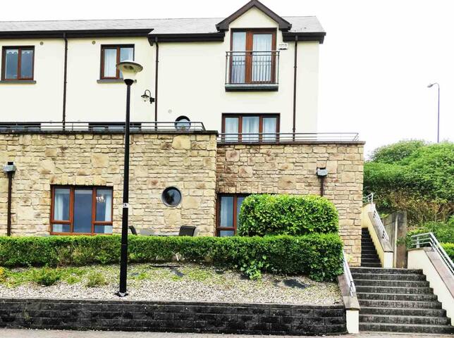 Holiday home at Lough Bofin on the river Shannon