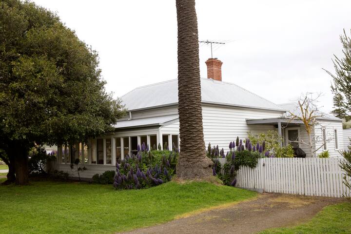 Lonsdale Palms Holiday Retreat gallery image 2