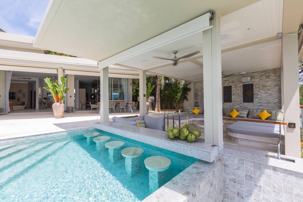 Grab a cold beverage for your friend who may be sitting at the swim-up bar
