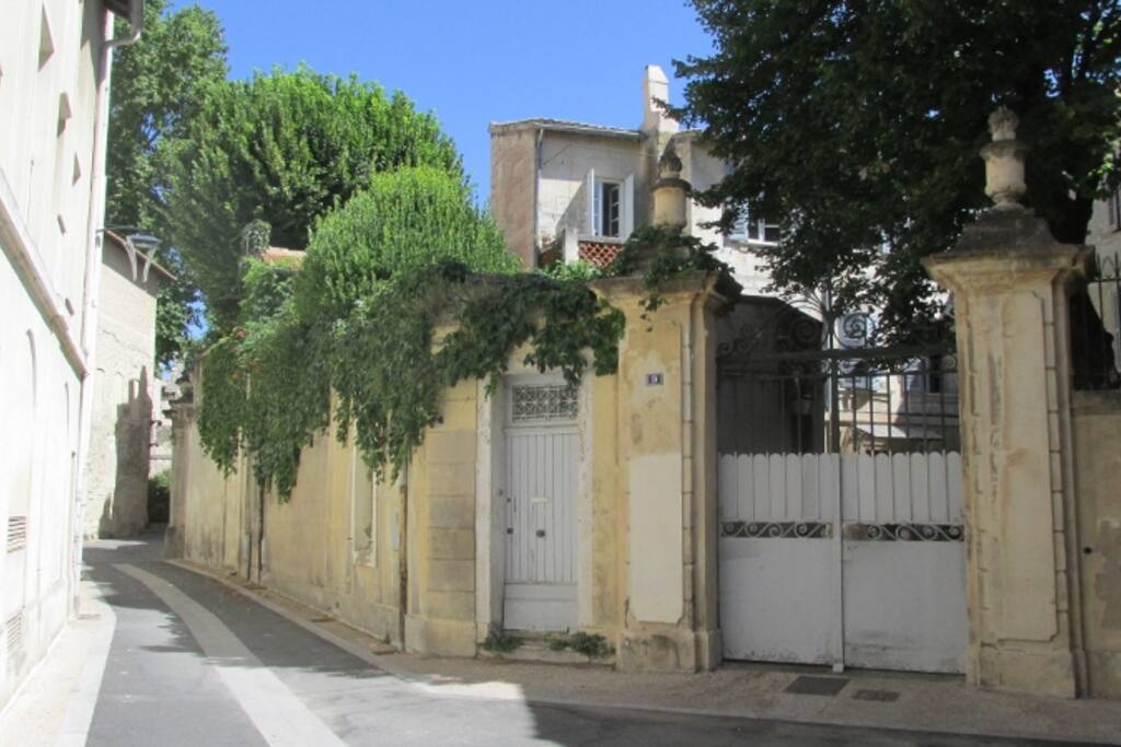 Ma rue, vue de mon immeuble