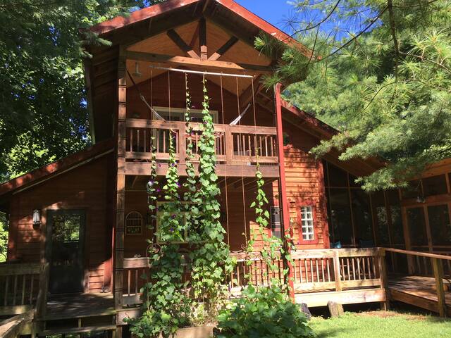 Airbnb Greeneville Holiday Rentals Places To Stay