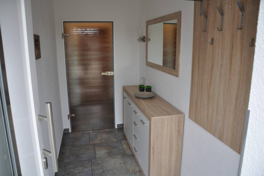 Eingangsbereich mit Garderobe