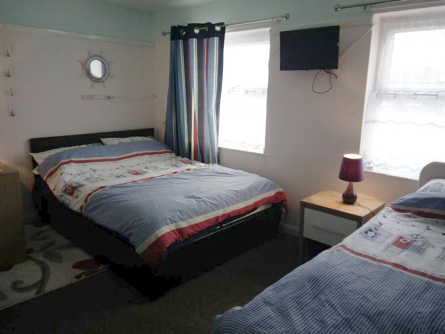 Guest room
